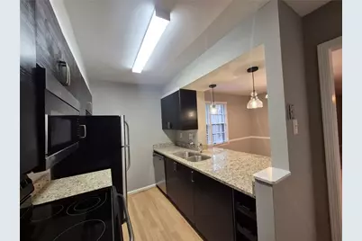 204 Triumph Drive NW, Atlanta, GA 30327 - Photo 3