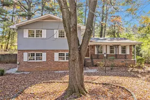 2161 Carson Valley Dr, Tucker, GA 30084 - Photo 3