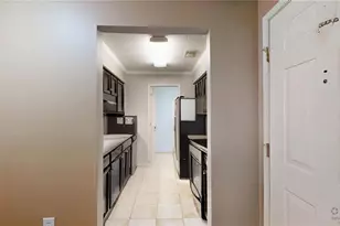 25205 Plantation Dr NE, Atlanta, GA 30324 - Photo 5