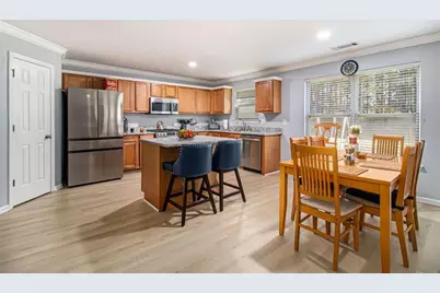 550 Windsor Way, Fairburn, GA 30213 - Photo 9