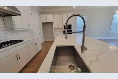 261 Vinca Circle NW, Kennesaw, GA 30144 - Photo 7