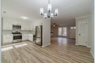 4046 Jami Lane, Snellville, GA 30039 - Photo 9