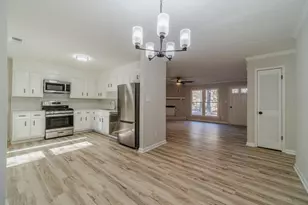 4046 Jami Ln, Snellville, GA 30039 - Photo 9