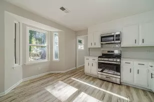 4046 Jami Ln, Snellville, GA 30039 - Photo 11