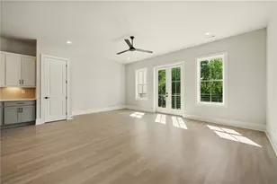 2206 Carlton Ct, Atlanta, GA 30318 - Photo 11