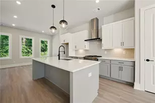 2206 Carlton Ct, Atlanta, GA 30318 - Photo 3