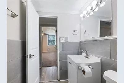 2965 Pharr Court South NW #102, Atlanta, GA 30305 - Photo 15