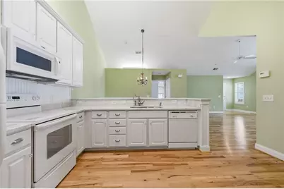 945 Burnt Hickory Circle NW #8, Marietta, GA 30064 - Photo 13