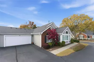 945 Burnt Hickory Cir NW, Marietta, GA 30064 - Photo 3