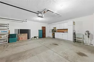 945 Burnt Hickory Cir NW, Marietta, GA 30064 - Photo 27