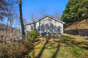 2226 Layson Rd, Hiawassee, GA 30546 - Photo 33