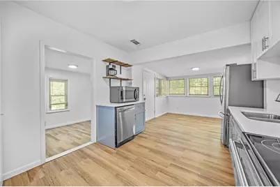 1339 Lyle Avenue, Atlanta, GA 30344 - Photo 7