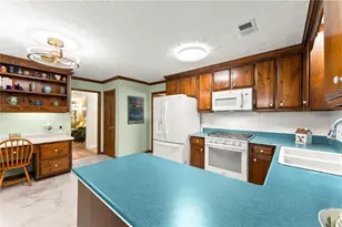 1541 Kinglet Ln, Marietta, GA 30062 - Photo 17