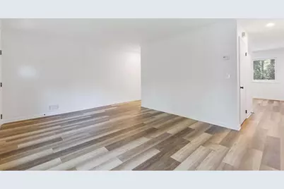 2414 Peachwood Circle, Atlanta, GA 30345 - Photo 7