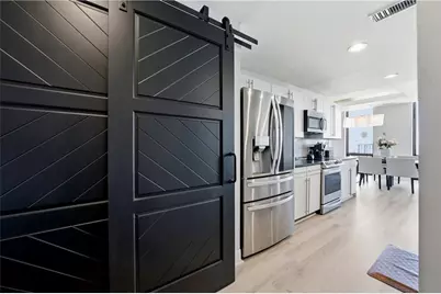 2870 Pharr Court South NW #3002, Atlanta, GA 30305 - Photo 9