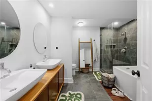 2870 Pharr Ct South NW, Atlanta, GA 30305 - Photo 15