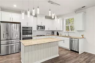 3227 Hidden Valley Cir, Lawrenceville, GA 30044 - Photo 11