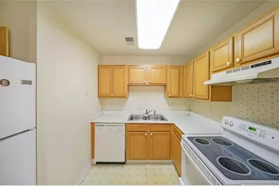 3603 Woodbriar Circle #M, Tucker, GA 30084 - Photo 7