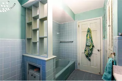 1460 Loch Lomond Trail SW, Atlanta, GA 30331 - Photo 23