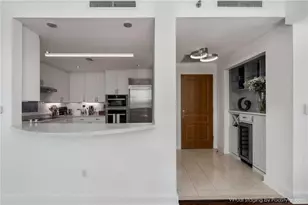 700 Park Regency Pl NE, Atlanta, GA 30326 - Photo 13