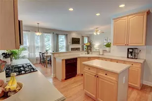 5355 Spalding Bridge Ct, Peachtree Corners, GA 30092 - Photo 9