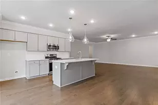 3908 Shelleydale Dr, Powder Springs, GA 30127 - Photo 3