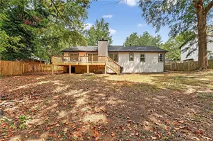 1437 Stoneleigh Hill Rd, Lithonia, GA 30058 - Photo 11