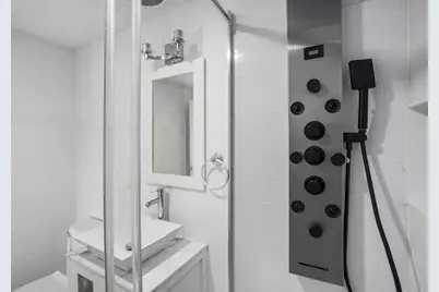 2285 Peachtree Road NE #1104, Atlanta, GA 30309 - Photo 17