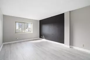 2285 Peachtree Rd NE, Atlanta, GA 30309 - Photo 13