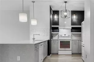 821 Ralph McGill Blvd NE, Atlanta, GA 30306 - Photo 15