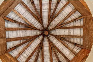 2100 West Wesley Rd, Atlanta, GA 30327 - Photo 15