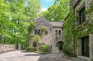 2100 West Wesley Rd, Atlanta, GA 30327 - Photo 59