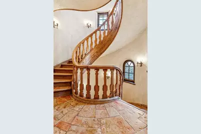 2100 West Wesley Road, Atlanta, GA 30327 - Photo 13