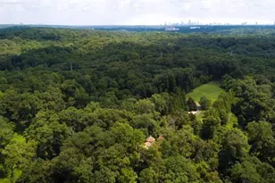 2100 West Wesley Rd, Atlanta, GA 30327 - Photo 41