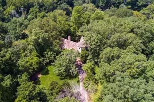 2100 West Wesley Rd, Atlanta, GA 30327 - Photo 45