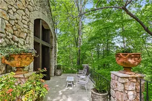 2100 West Wesley Rd, Atlanta, GA 30327 - Photo 9