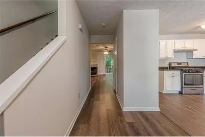 6614 Meadow Green Circle, Peachtree Corners, GA 30092 - Photo 7