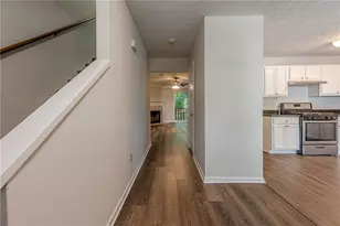 6614 Meadow Green Cir, Peachtree Corners, GA 30092 - Photo 7