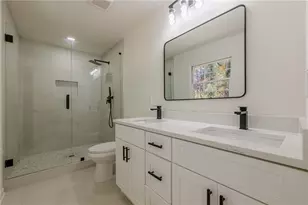 997 Carlisle Rd, Stone Mountain, GA 30083 - Photo 39