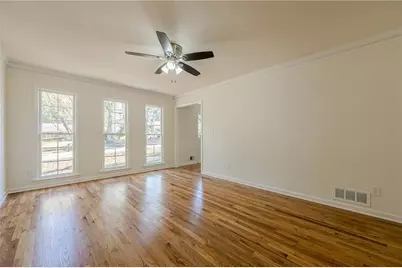 997 Carlisle Road, Stone Mountain, GA 30083 - Photo 11