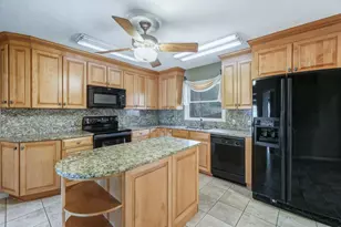 4020 Sundown Dr, Gainesville, GA 30506 - Photo 13