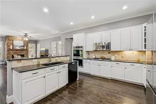 4891 Tarry Post Ln, Suwanee, GA 30024 - Photo 11