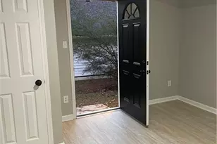 6929 Apache Ln, Riverdale, GA 30274 - Photo 15