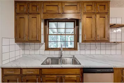 1364 W Prospect Drive, Lawrenceville, GA 30043 - Photo 9