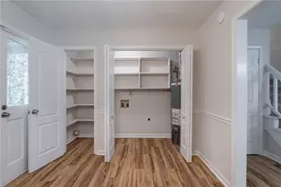 1364 W Prospect Dr, Lawrenceville, GA 30043 - Photo 25