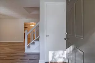 1364 W Prospect Dr, Lawrenceville, GA 30043 - Photo 3