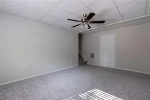 1364 W Prospect Dr, Lawrenceville, GA 30043 - Photo 23