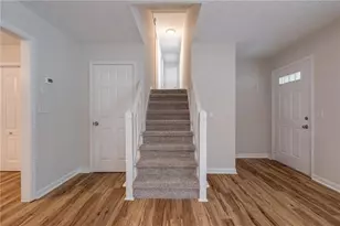 1364 W Prospect Dr, Lawrenceville, GA 30043 - Photo 13