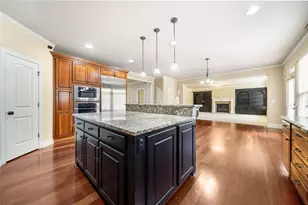 2061 Vicarage Ln, Snellville, GA 30078 - Photo 21