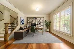 2061 Vicarage Ln, Snellville, GA 30078 - Photo 11